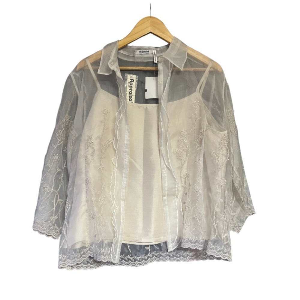 New - Appraisal Sheer Embroidered Blouse